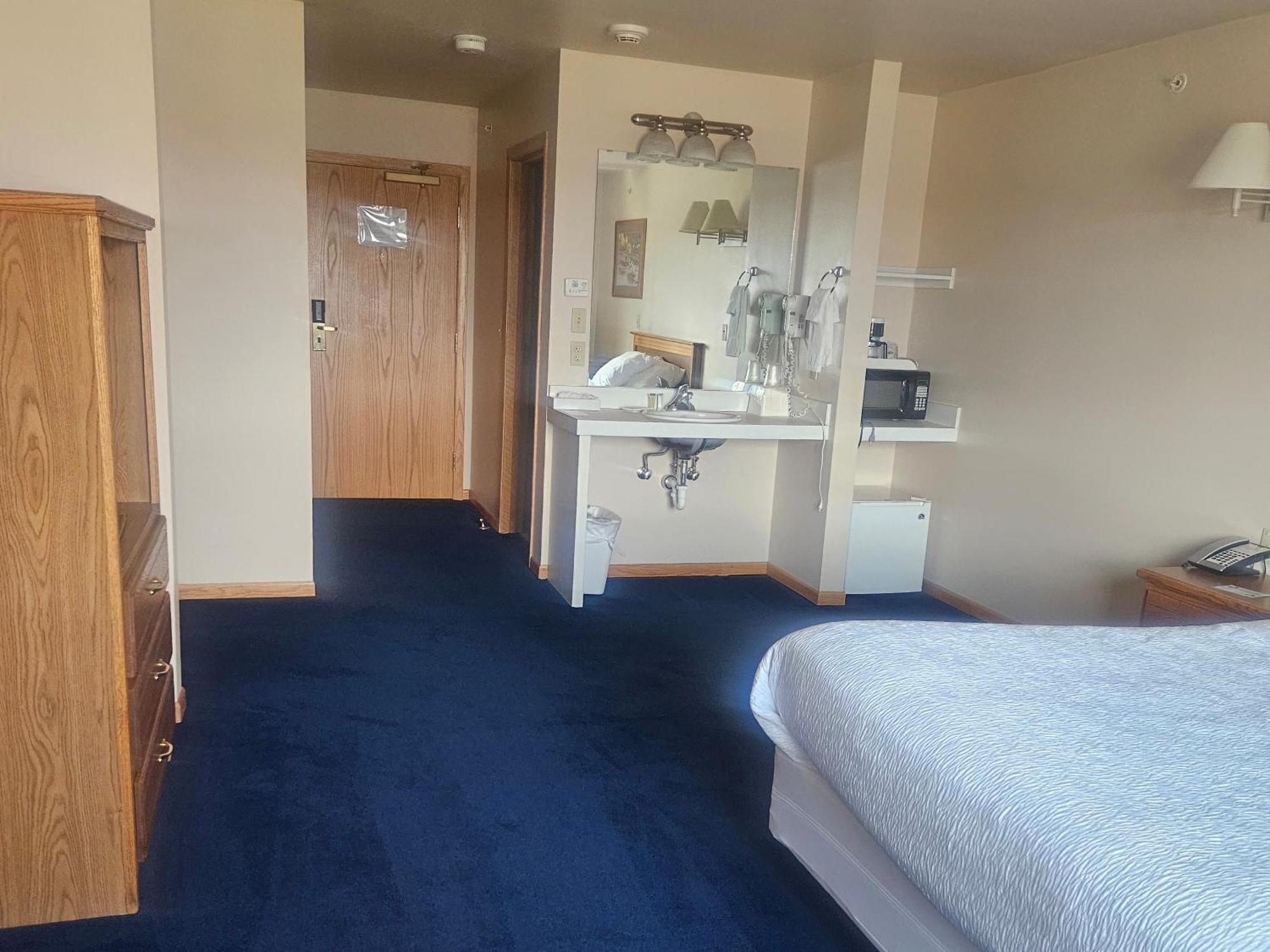 Deluxe Single Room