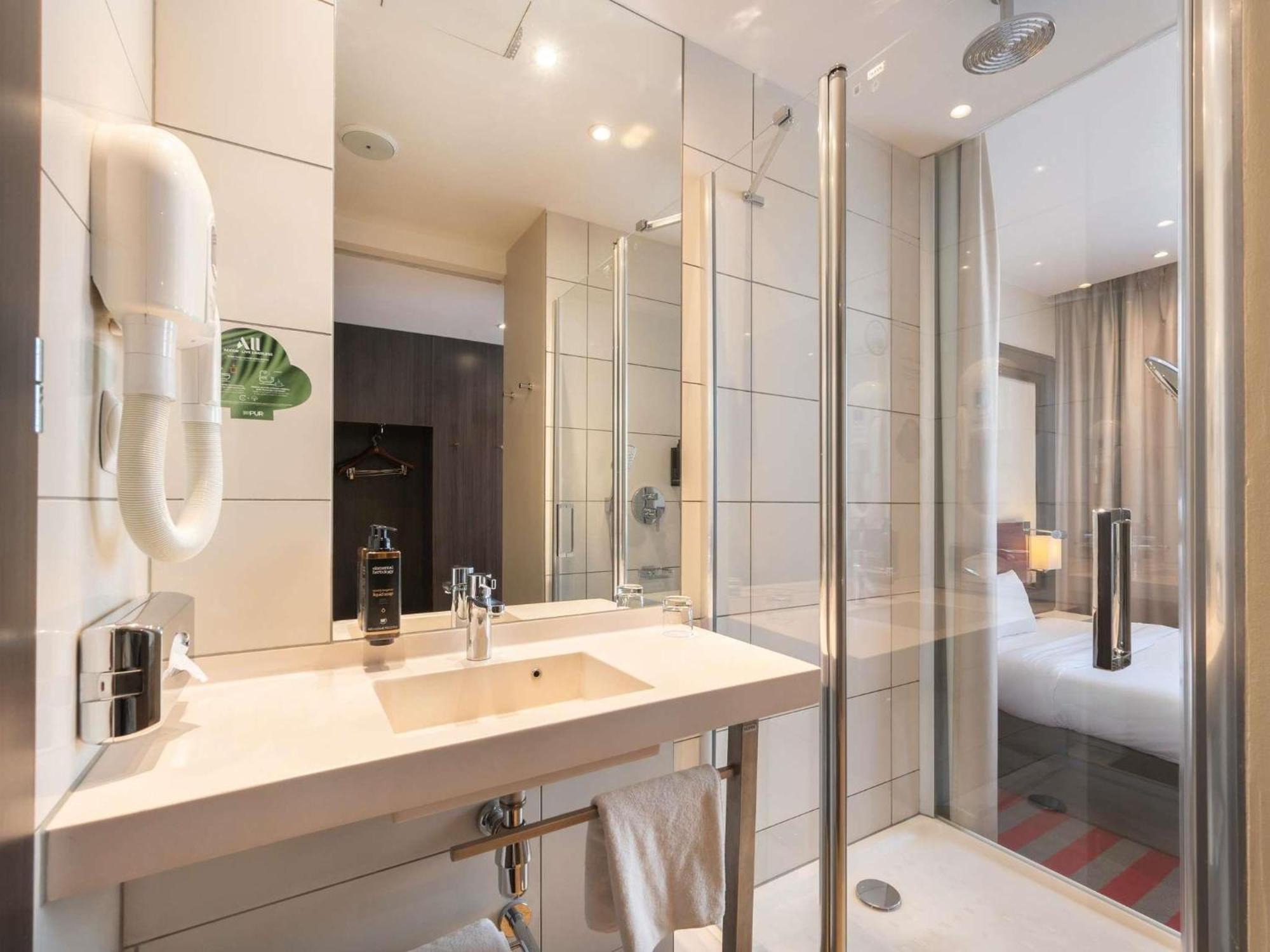 Classic Single Room