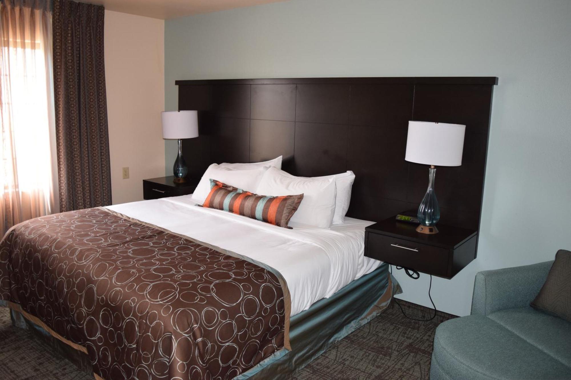 One-Bedroom King Suite,552080862:JPEG