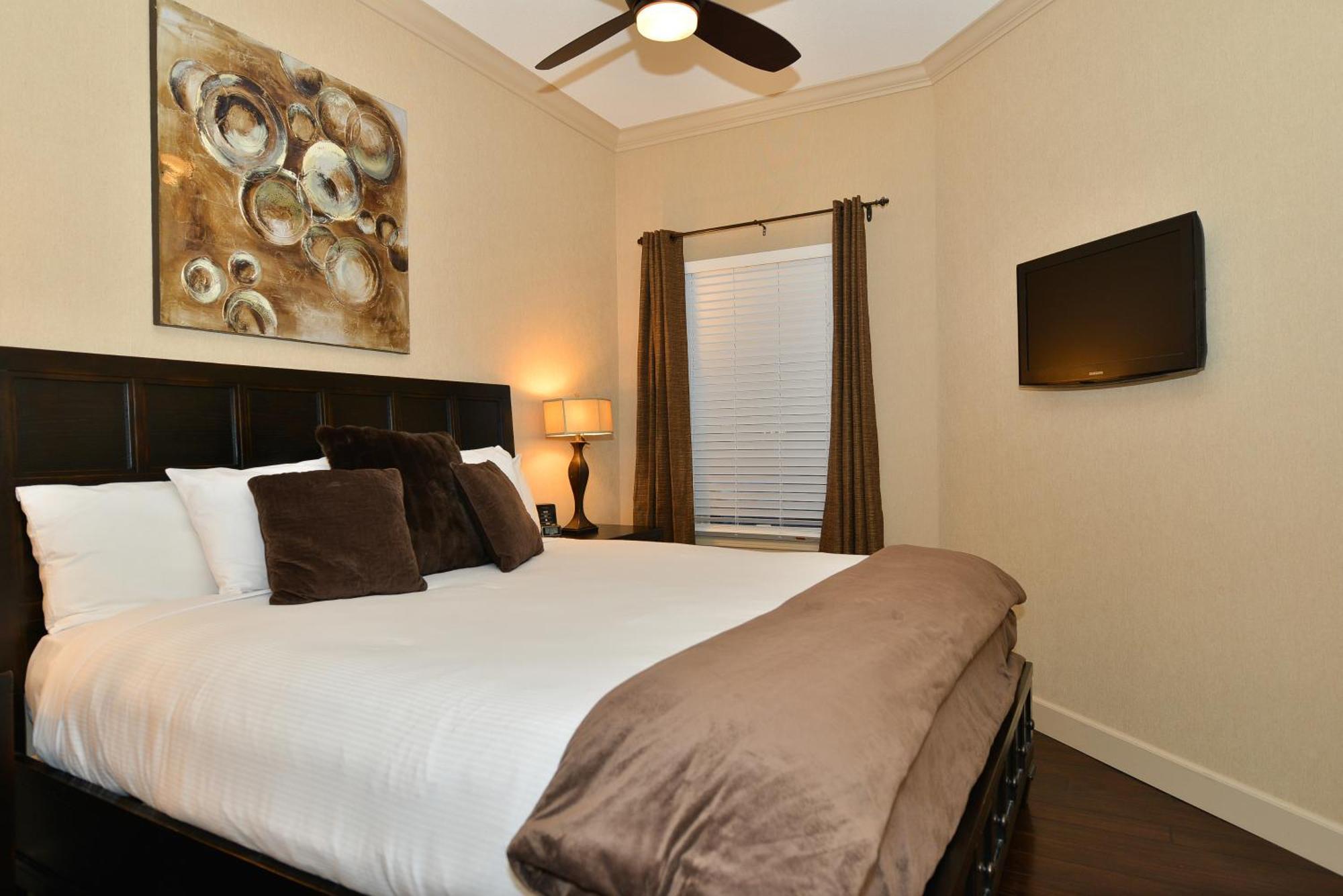 Executive Two-Bedroom Suite