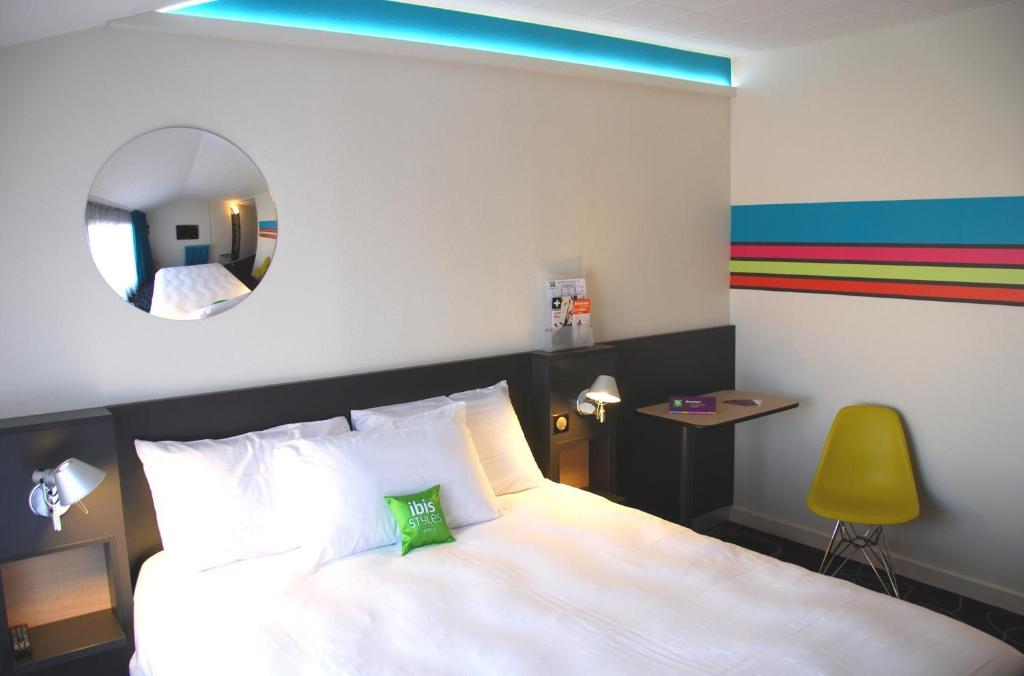Standard Room 1 Double Bed 1 Sofa Bed