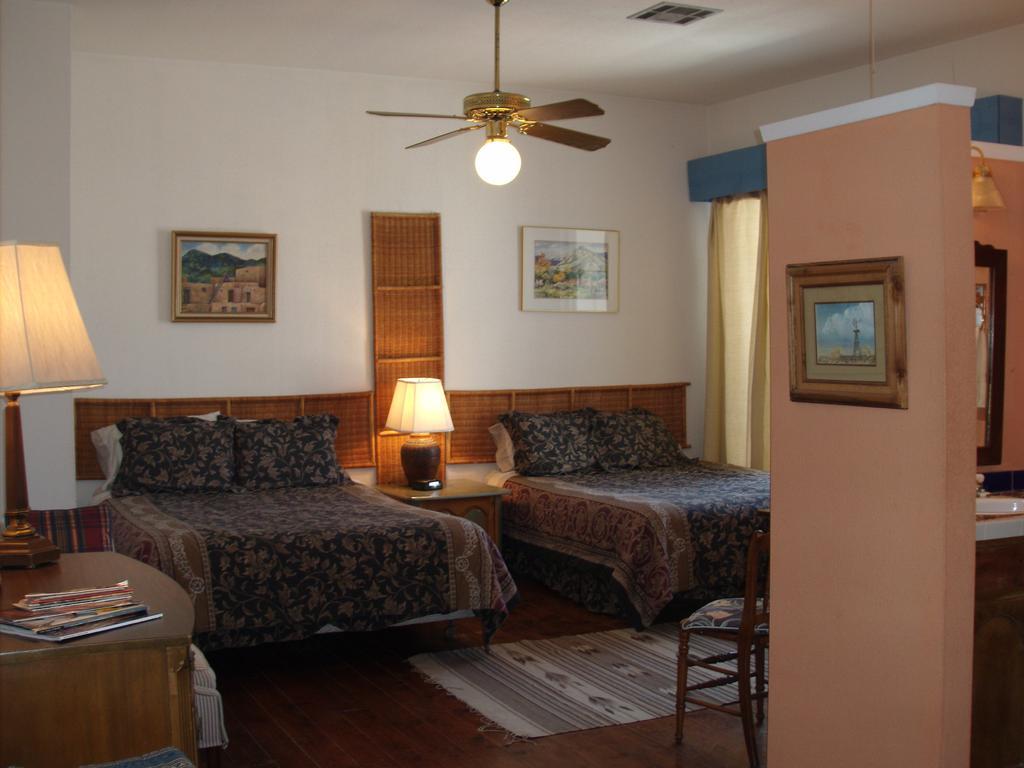 Queen Room Two Queen Beds