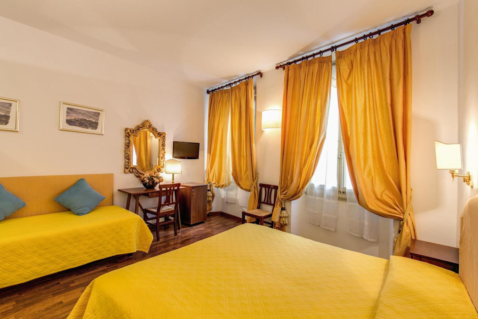 Triple Room