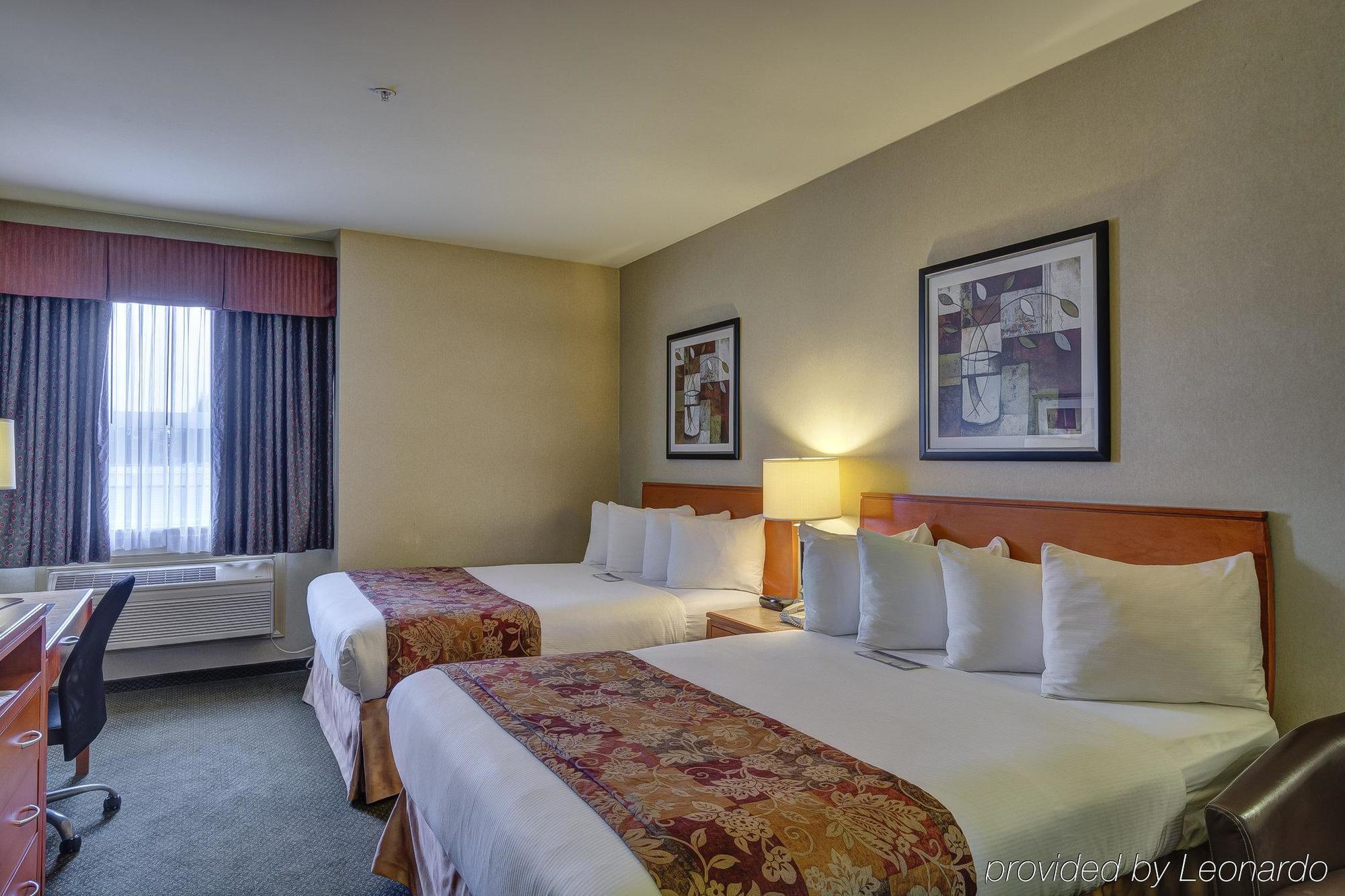 Deluxe Queen Room Two Queen Beds Non-Smoking