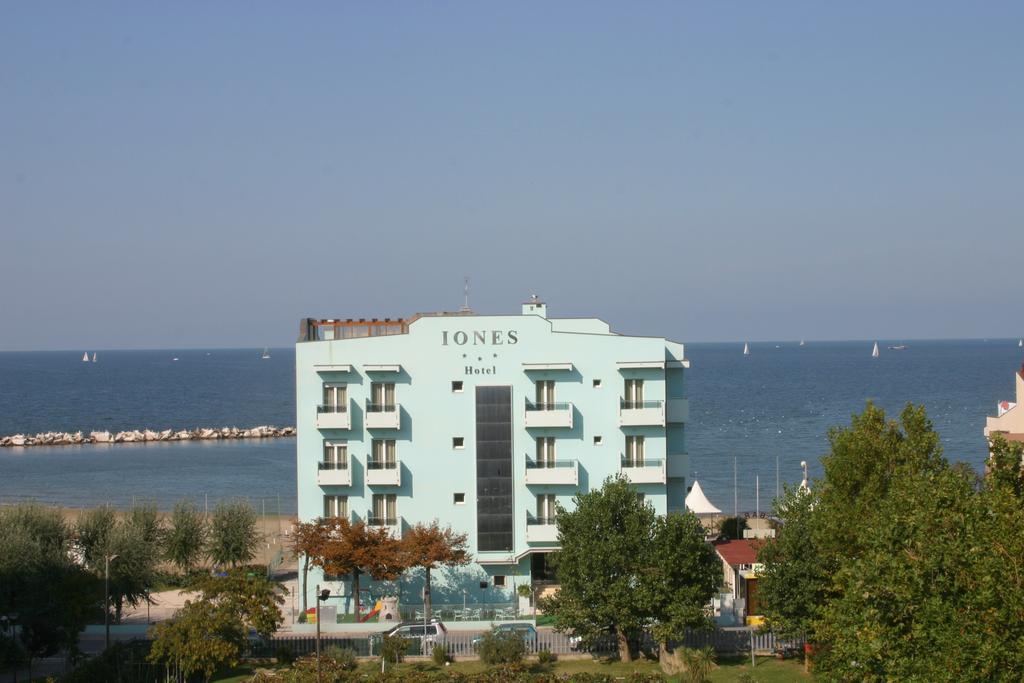 Double or Twin Room Balcony Sea View