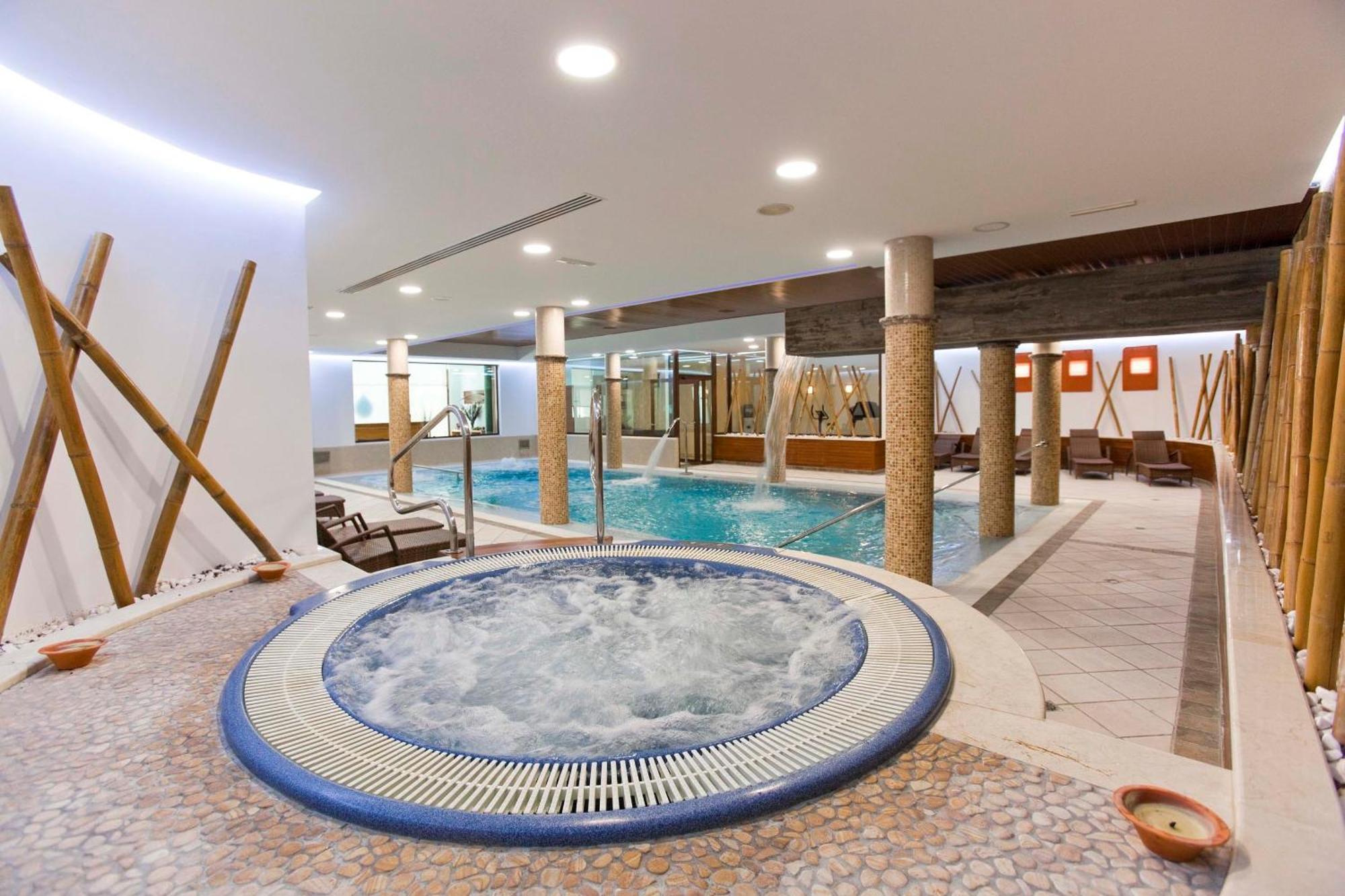 Triple Room Spa Access,1207794271:JPEG