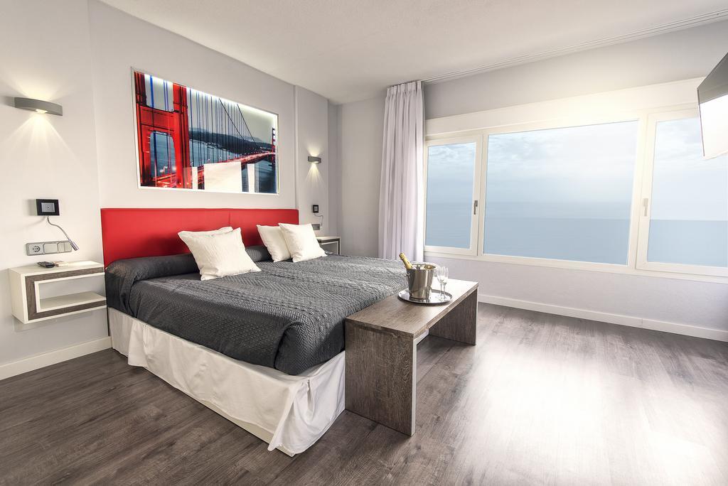 Executive Suite Sea View