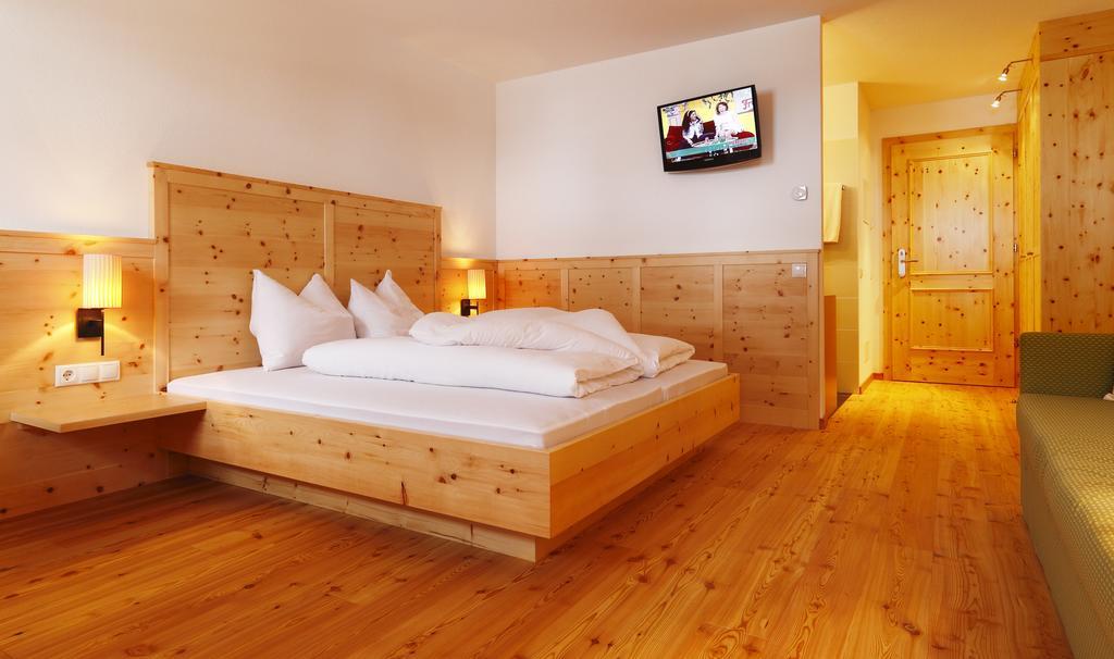 Dependence Deluxe Double Room