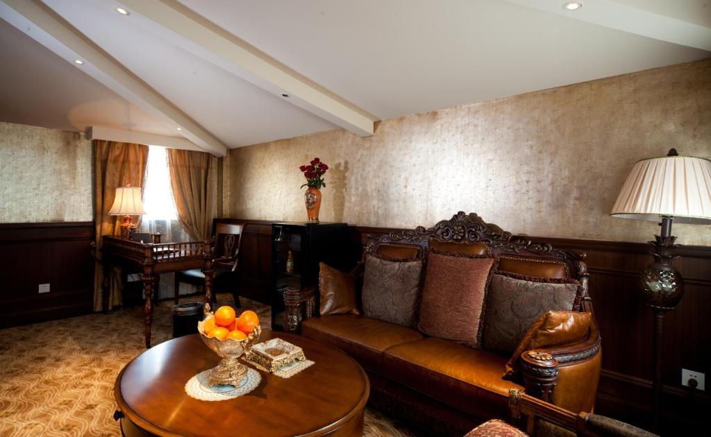 King Room Sofa Bed
