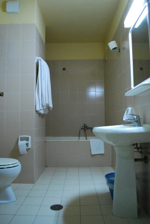 Standard Double or Twin Room,218177531:JPEG