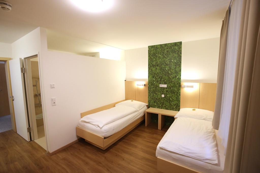 Zweibettzimmer