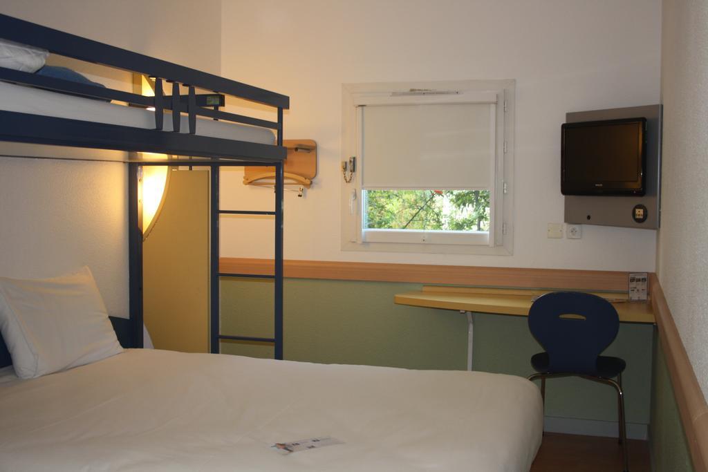 Double Room with Bunk Bed,1500290401:JPEG