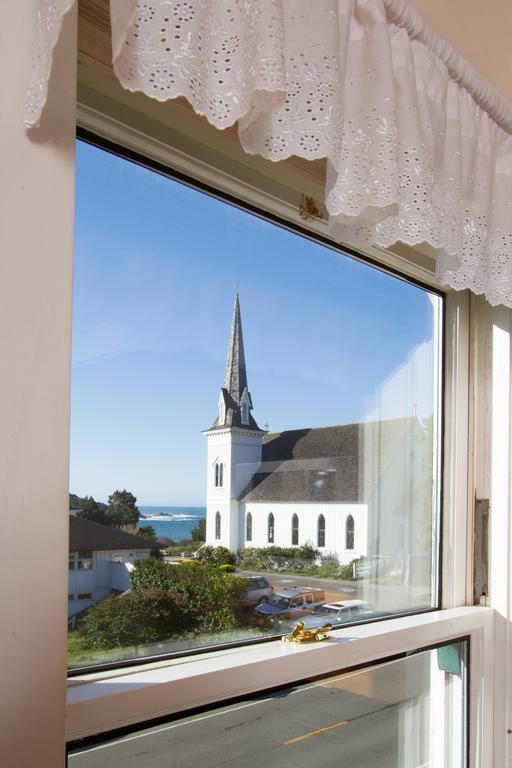 Queen Room Sea View Not Pet Friendly