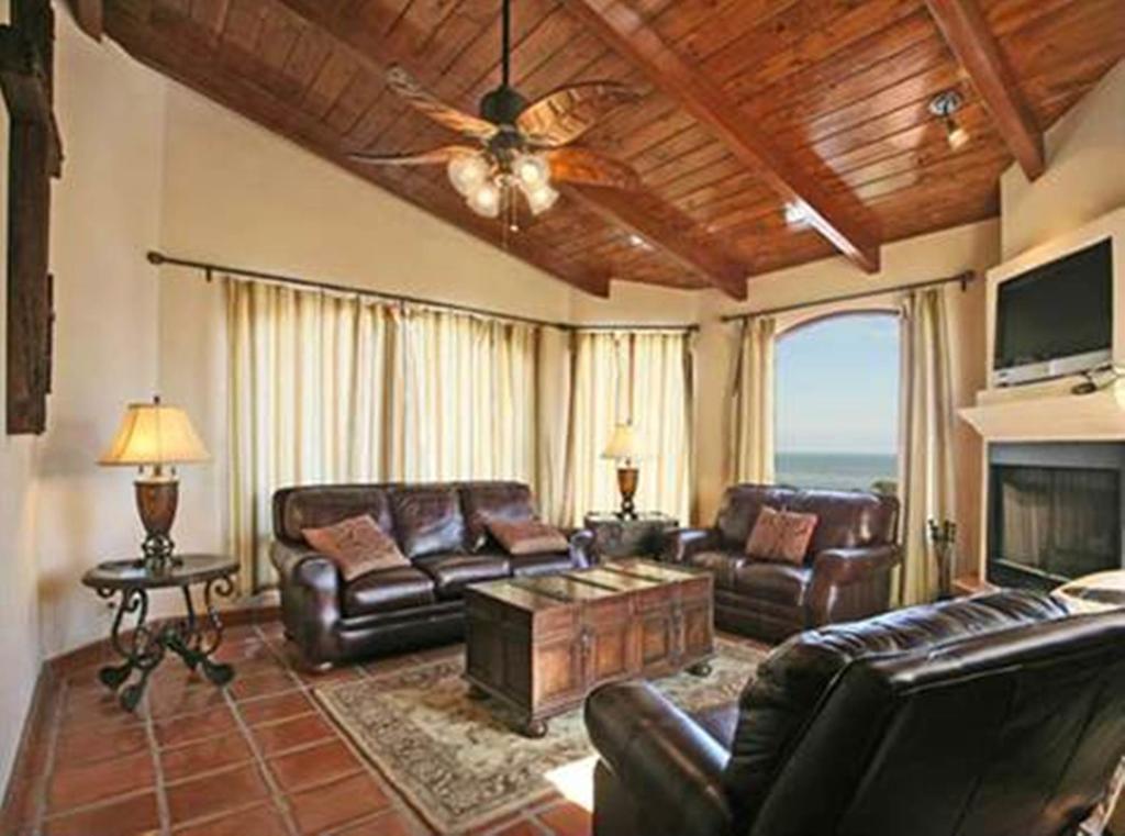 Two-Bedroom Villa Sea View