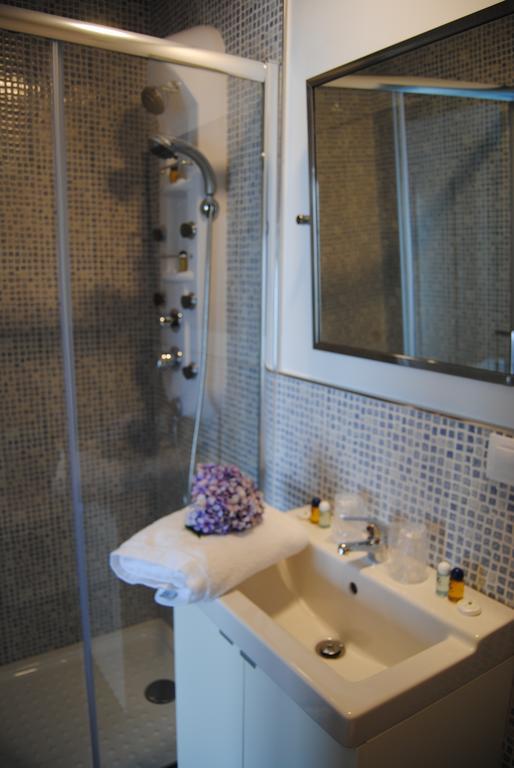 Double or Twin Room Mountain View