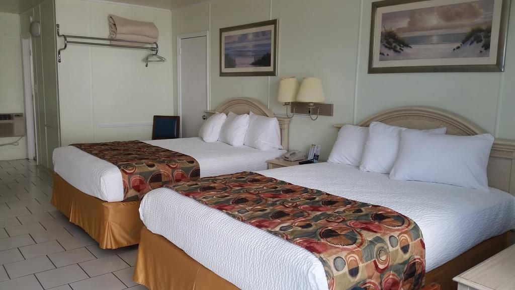Queen Room Two Queen Beds Pool View