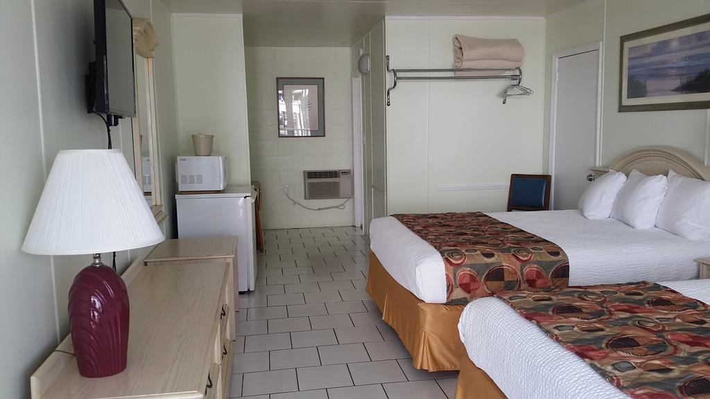 Queen Room Two Queen Beds Pool View