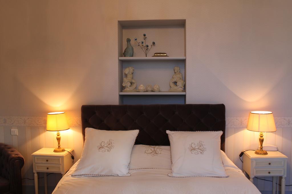 Chambre Double - Vue sur Piscine