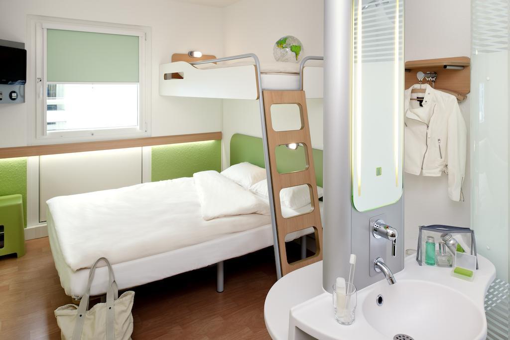 Double Room one Bunk Bed
