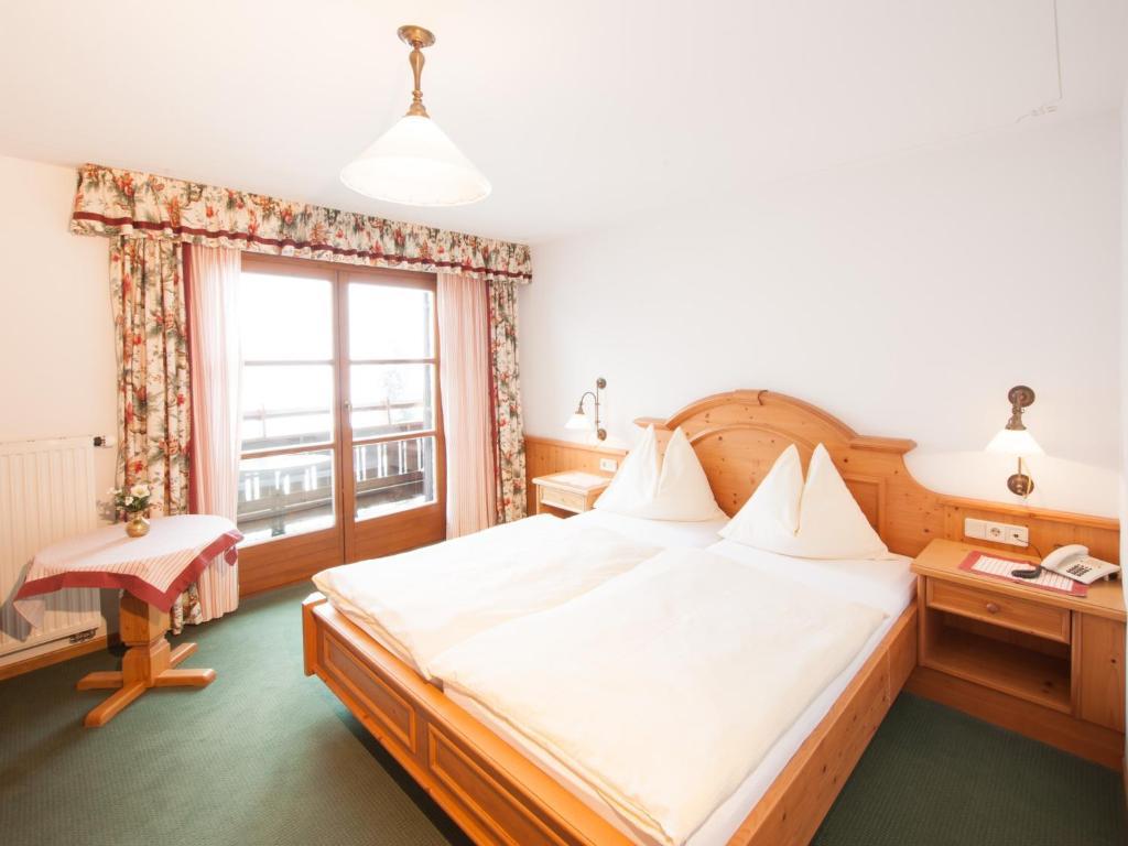 Doppelzimmer mit Zustellbett