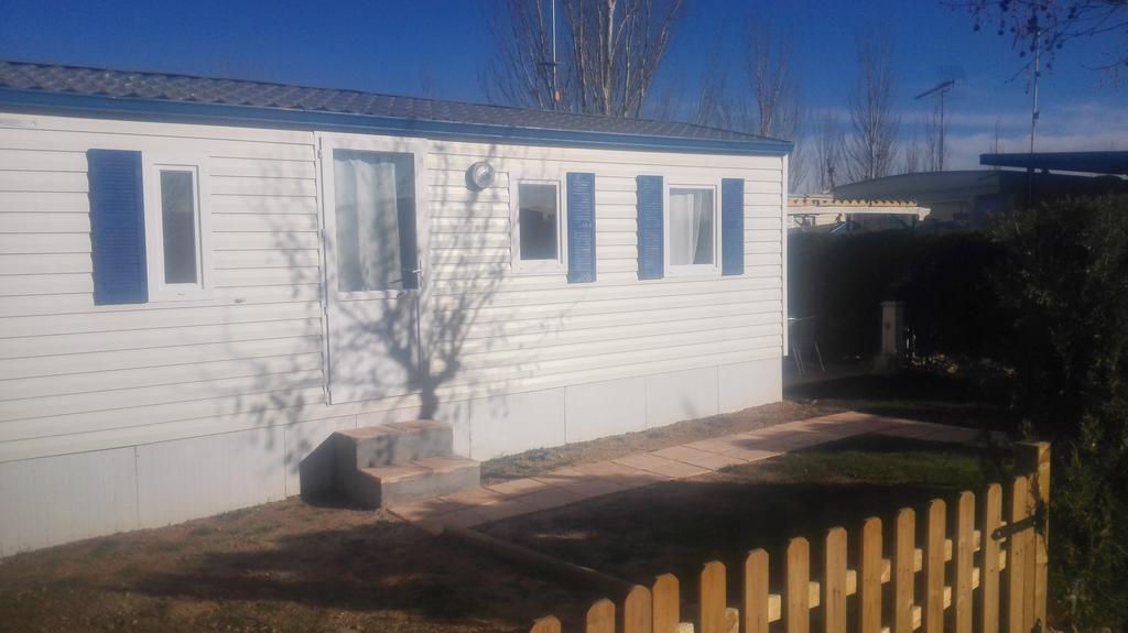 Mobile Home,257046221:JPEG