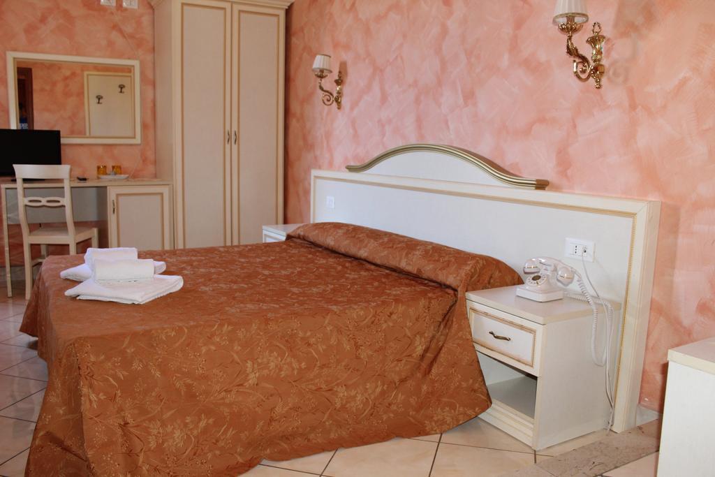 Comfort Double or Twin Room