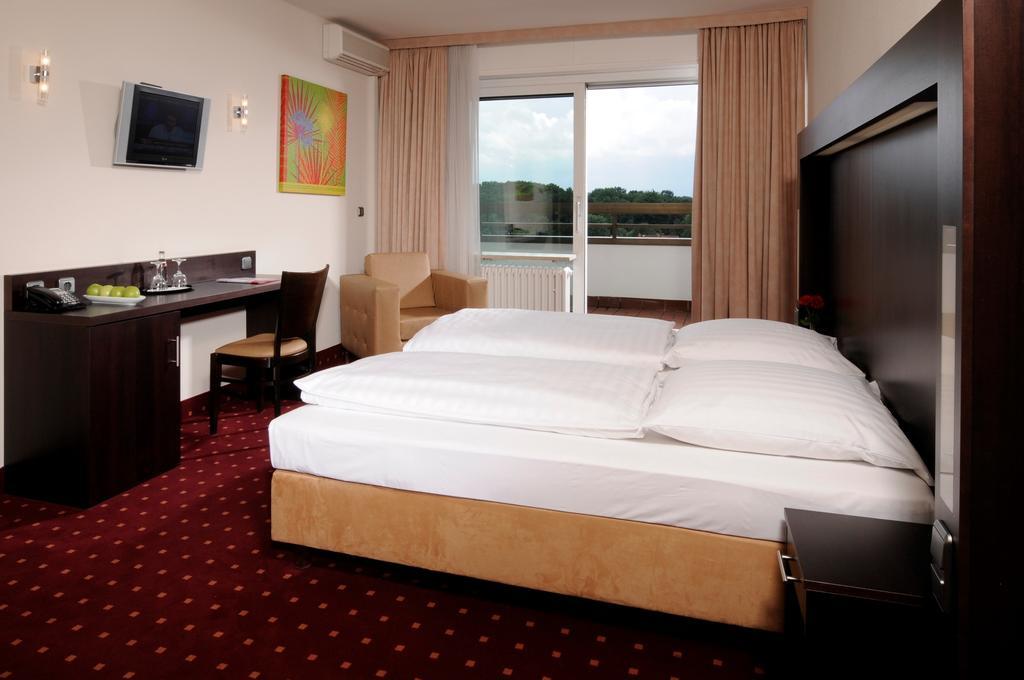Double Room Mountain & Sea View