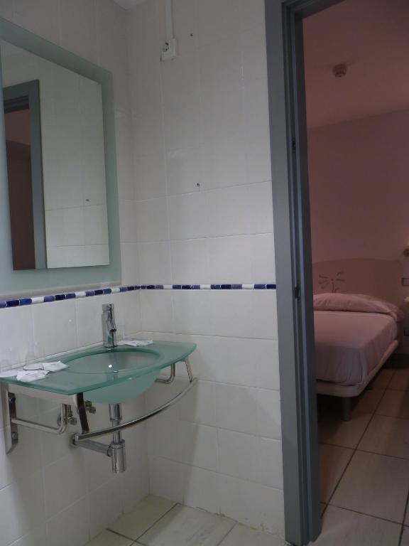 Triple Room,1580665893:JPEG