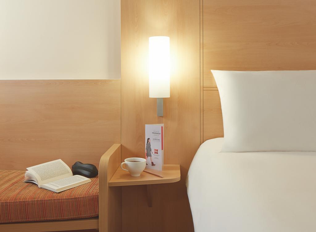 Standard Twin Room,250495693:JPEG