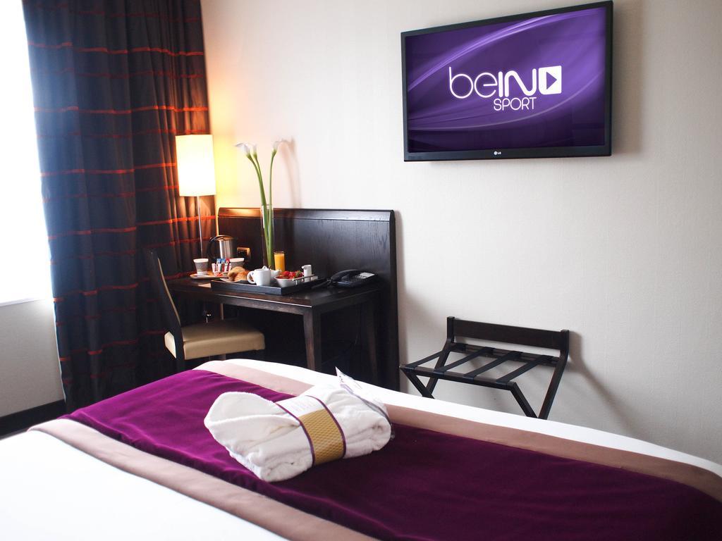 Family Suite - Two Connecting Rooms