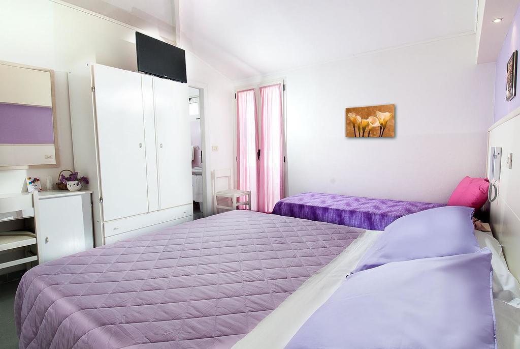 Double or Twin Room Balcony