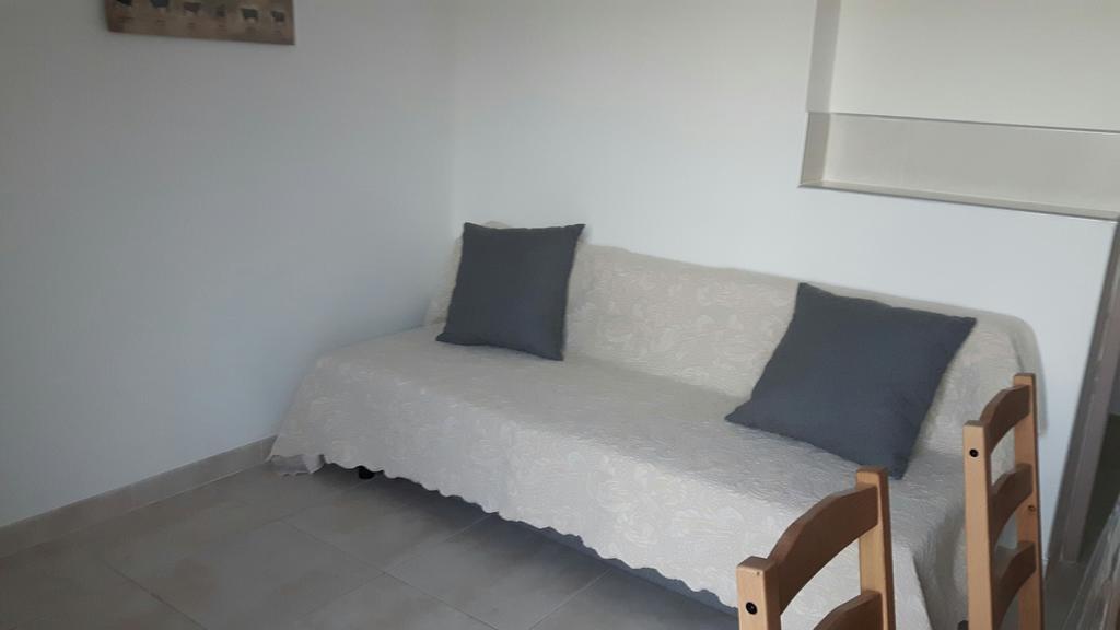 One-Bedroom Apartment,257686421:JPEG