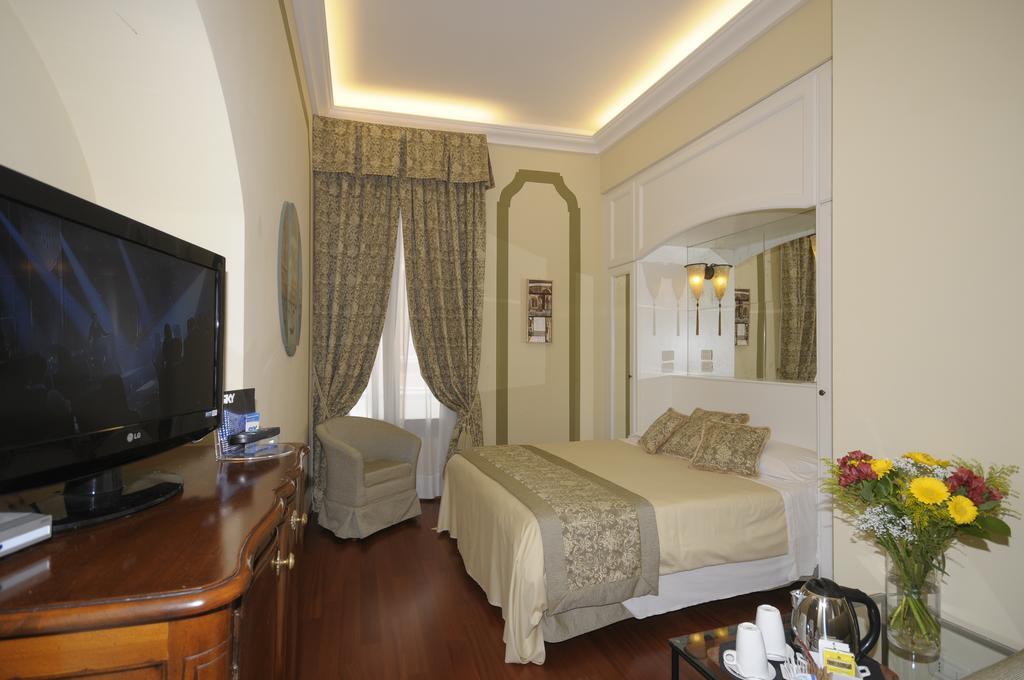 Double or Twin Room with Canal View