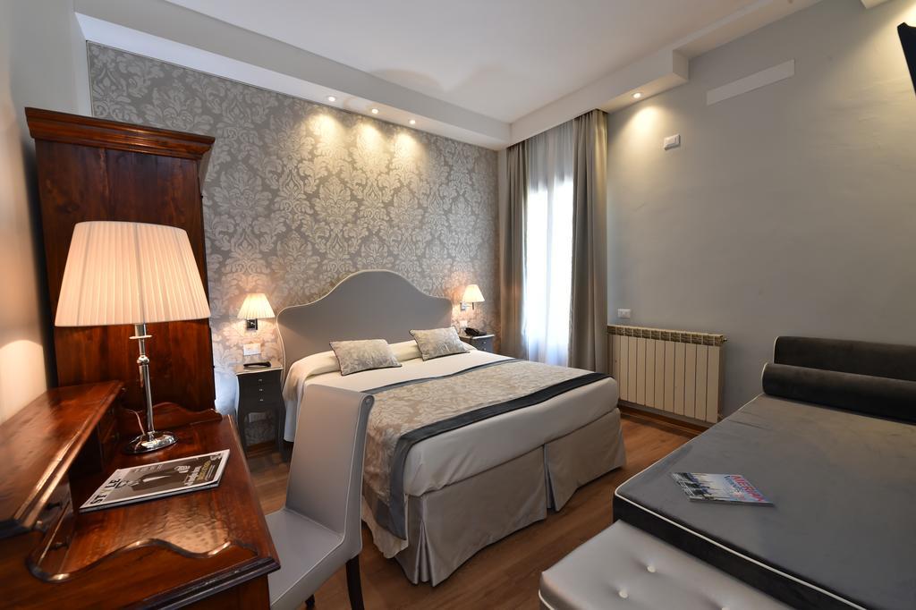 Superior Double or Twin Room,258037265:JPEG