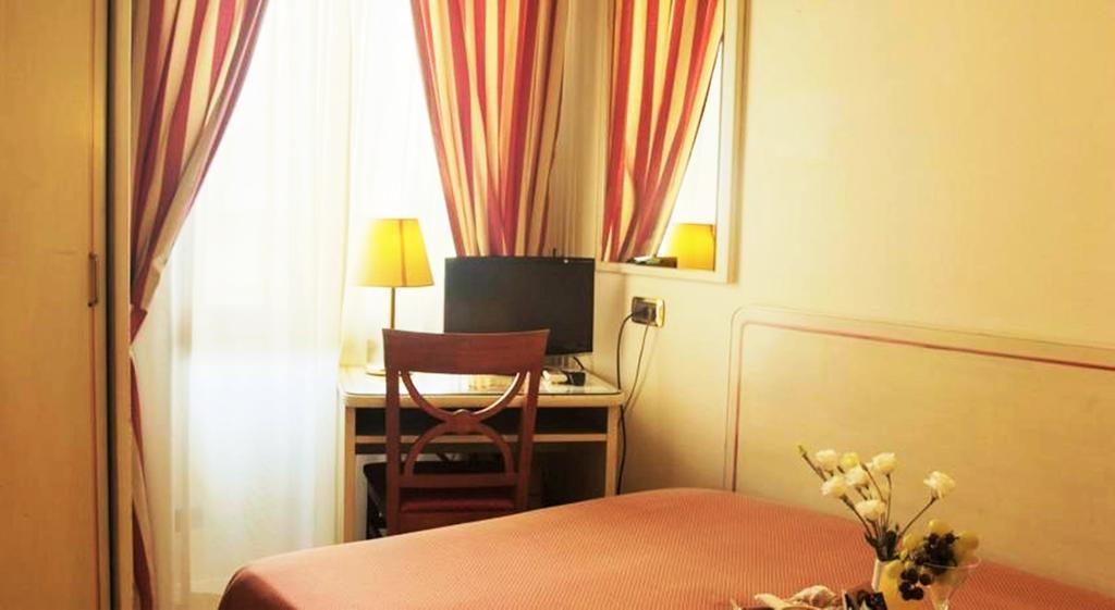 Single Room,1142885725:JPEG