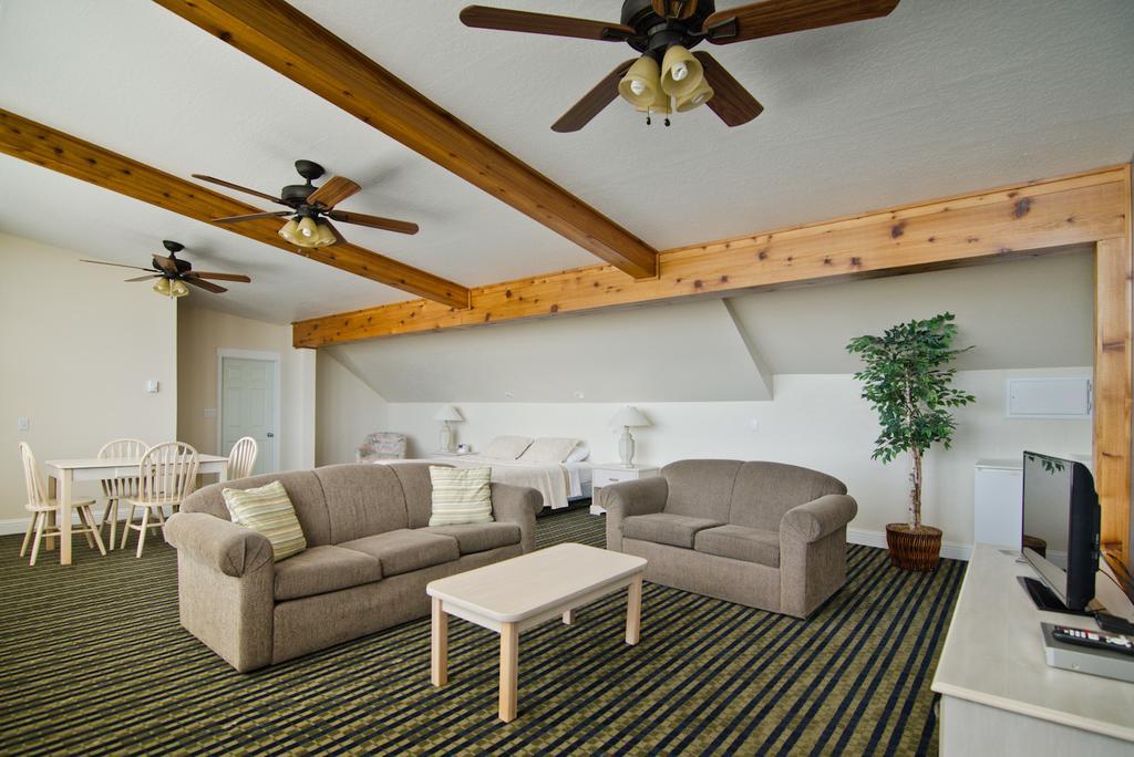 Family Suite,1536856990:JPEG