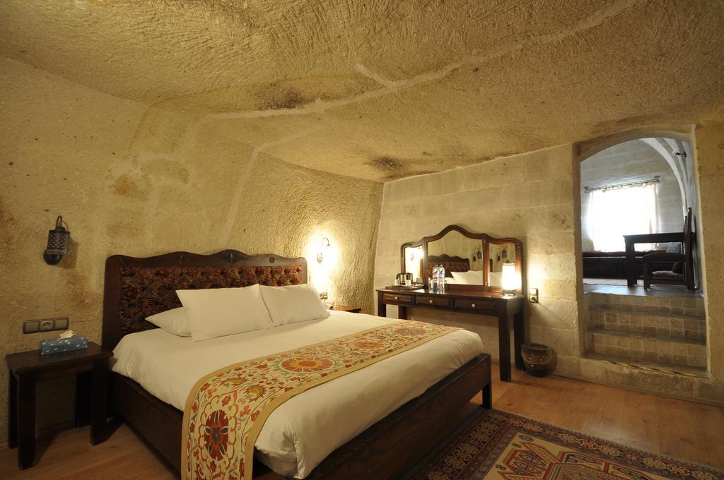 King Mini Suite