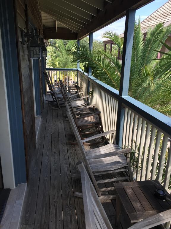 Deluxe King Room Balcony