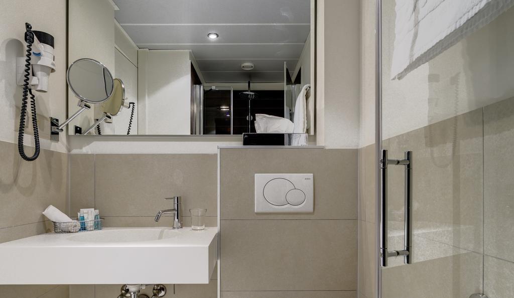 Superior Single Room (double use)