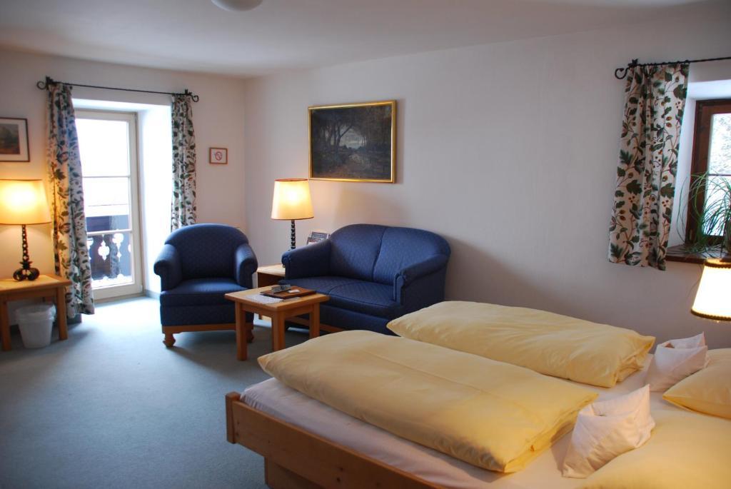 Doppelzimmer mit Balkon