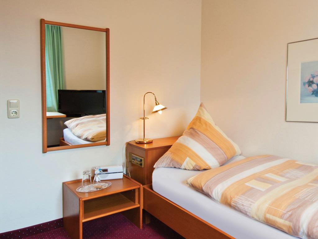 Budget Single Room