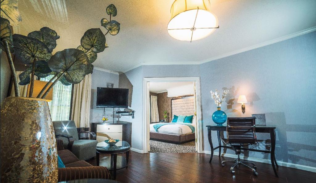 KING ONE BEDROOM SUITE