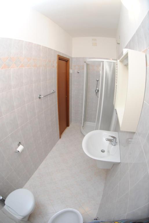 Double Room,227133890:JPEG