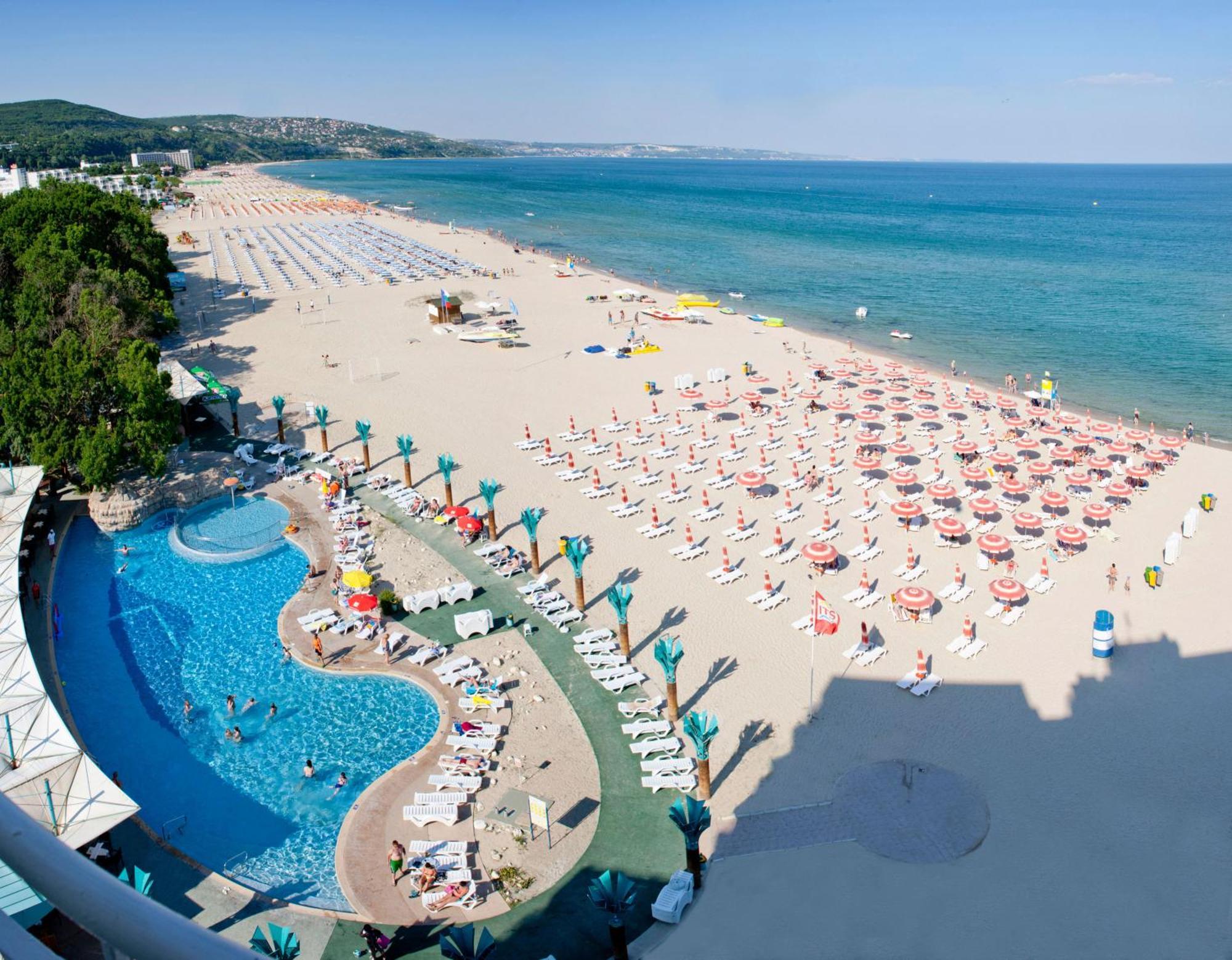 Double or Twin Room Sea View