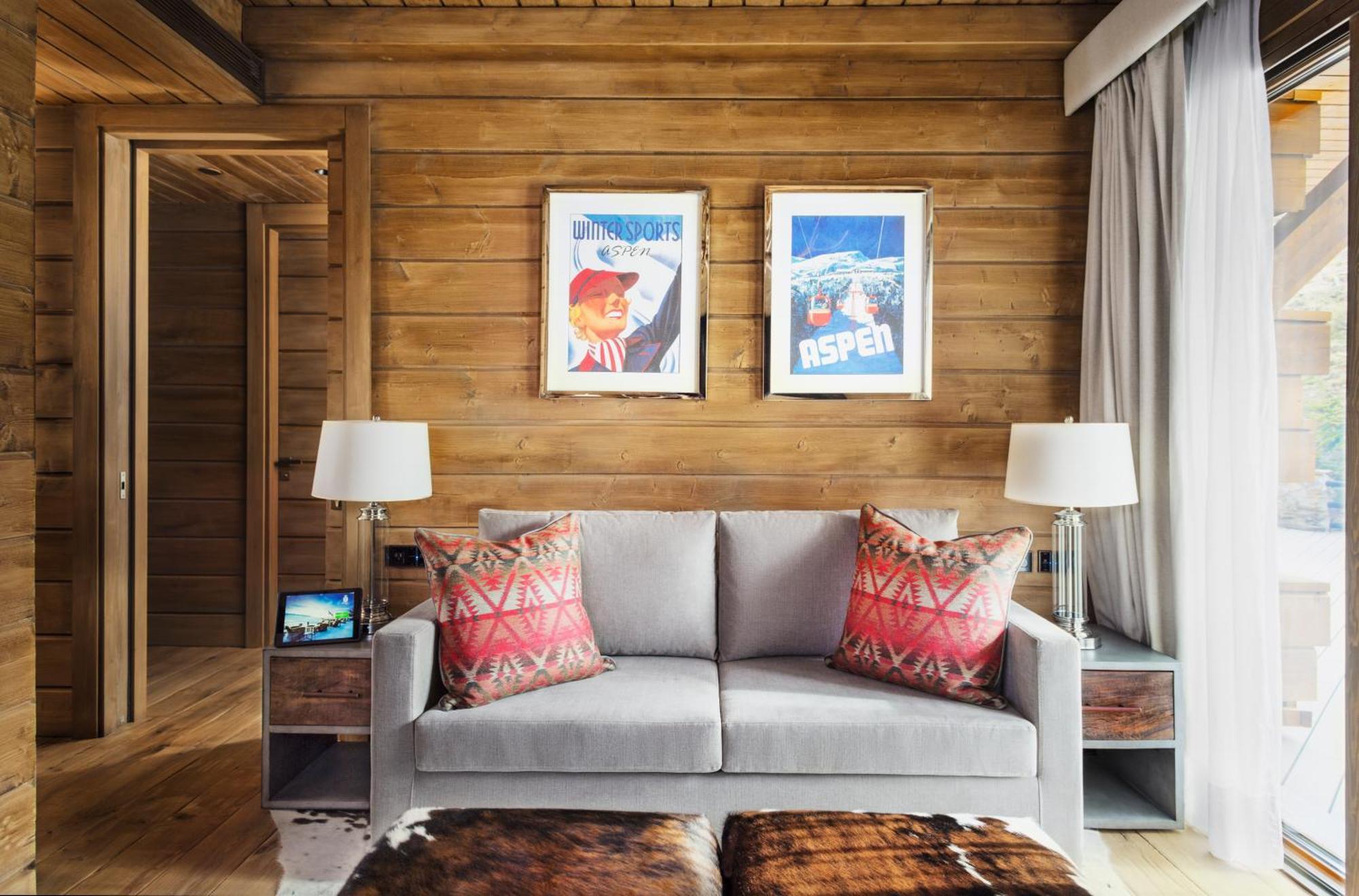 Lodge Suite