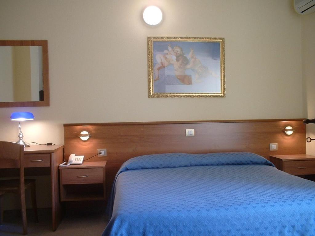 Quadruple Room,644201262:JPEG