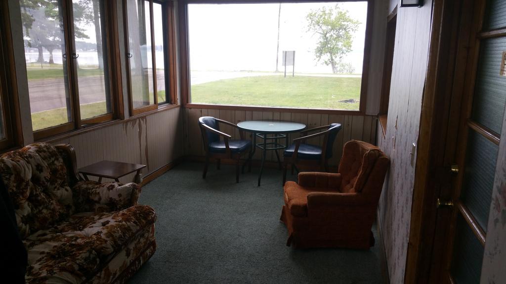 Triple Room Lake View