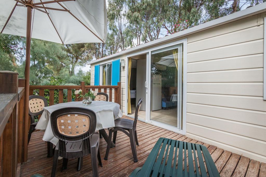 Mobile Home terrace