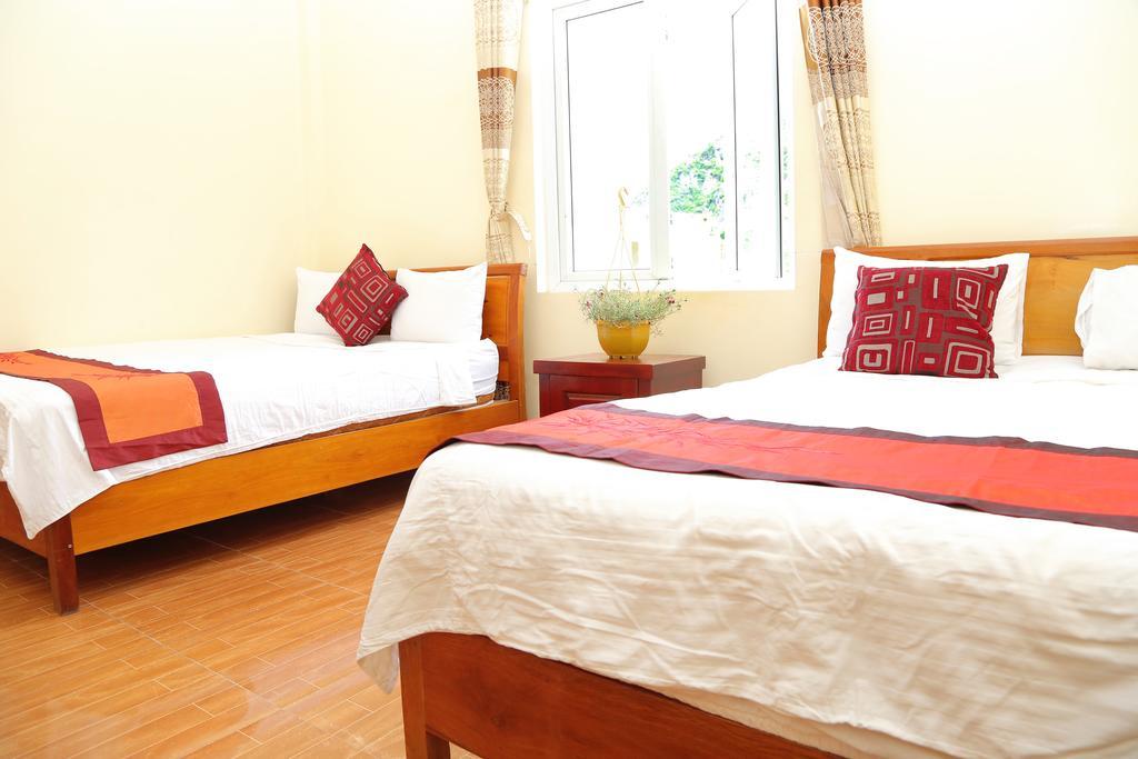 Twin Room with Mountain View