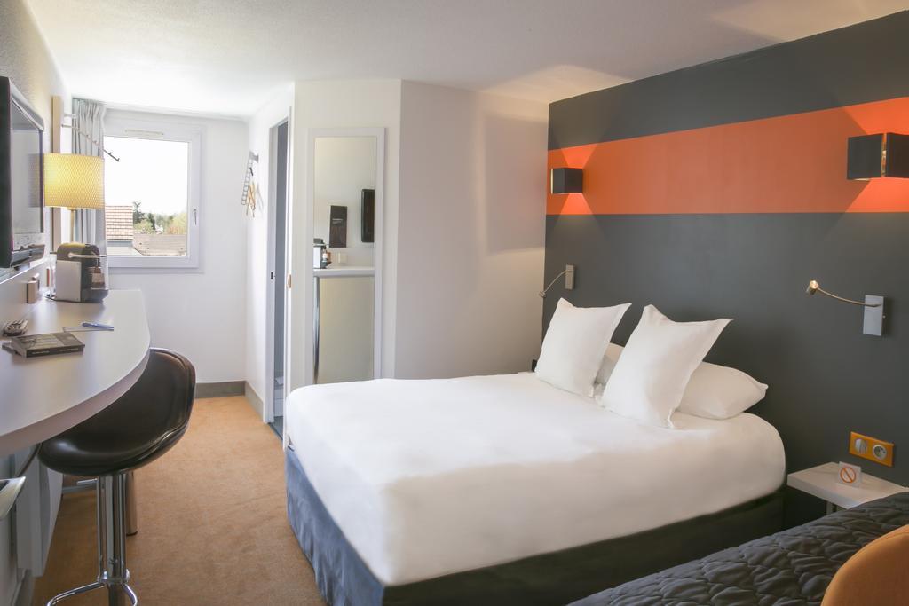Premium Triple Room